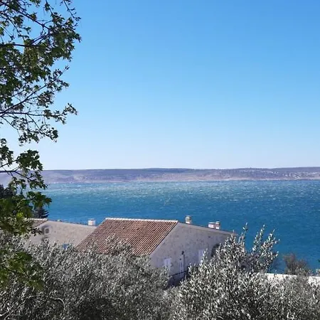 Car Lägenhet Starigrad Paklenica